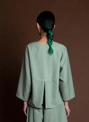 KAAREMArctic Long Sleeve Slit Pocket Top - Light Sage Green 4 KAAREMArctic Long Sleeve Slit Pocket Top - Light Sage Green - Image 4