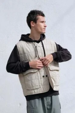 Girls Of DustBattle Vest Cotton Quilt - Mastik -ANINE BING || ULLA JOHNSON || AGOLDE Shop Battle Vest Cotton Quilt Mastik 20230929233514