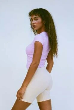 Gil RodriguezBellevue Tee - Orchid -ANINE BING || ULLA JOHNSON || AGOLDE Shop Bellevue Tee in Orchid 20231011194257 1