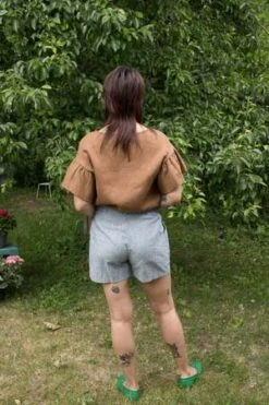 Eliza FaulknerRaffi Top - Cocoa -ANINE BING || ULLA JOHNSON || AGOLDE Shop Eliza Faulkner Raffi Top Cocoa 20230614163105 1