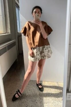 Eliza FaulknerRaffi Top - Cocoa -ANINE BING || ULLA JOHNSON || AGOLDE Shop Eliza Faulkner Raffi Top Cocoa 20230614163106