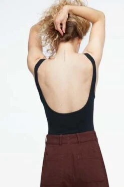 LACAUSA ClothingIndio Bodysuit - Tar 17 LACAUSA ClothingIndio Bodysuit - Tar -ANINE BING || ULLA JOHNSON || AGOLDE Shop Lacausa Indio Bodysuit Tar 20220103204220 2