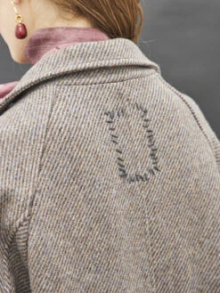 Maison De InesWool Stitch Coat II - Gray/Purple 9 Maison De InesWool Stitch Coat II - Gray/Purple -ANINE BING || ULLA JOHNSON || AGOLDE Shop Maison De Ines Wool Stitch Coat II Red Brick 20231028001537