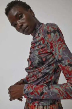 No.6Store Kara Top - Flame Camellia -ANINE BING || ULLA JOHNSON || AGOLDE Shop No 6 Store Kara Top in Flame Camellia 20230908224236 2