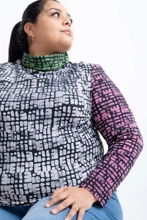 Osei-DuroStricta Turtleneck - Carnival 9 Osei-DuroStricta Turtleneck - Carnival - Image 9