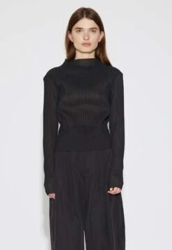 Permanent VacationFluidity Top - Black